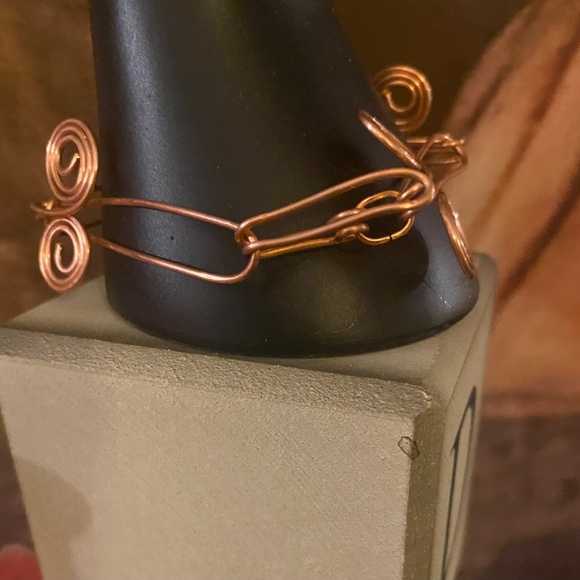 SQUARE SATIRE - Picture 8 of 13